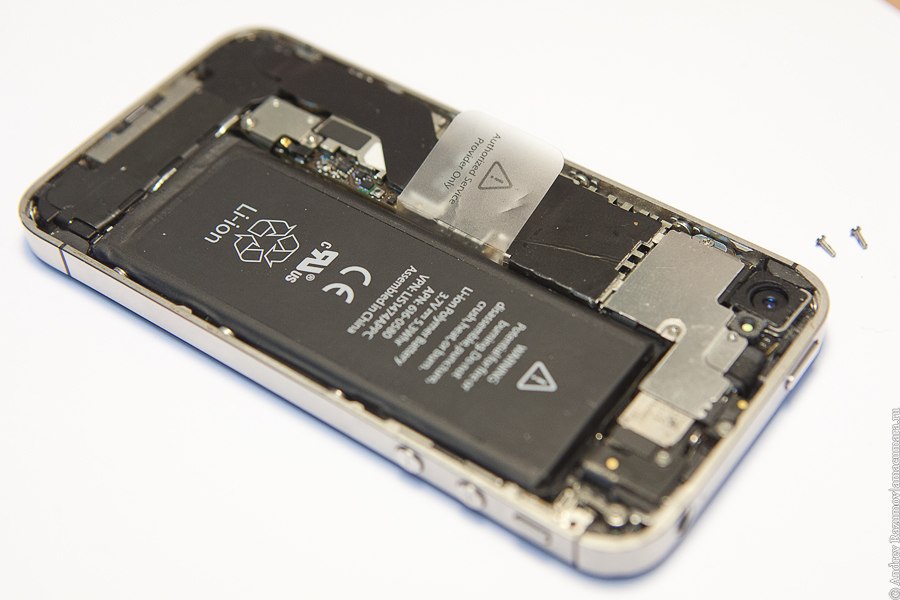 Замена аккумулятора iPhone 4S